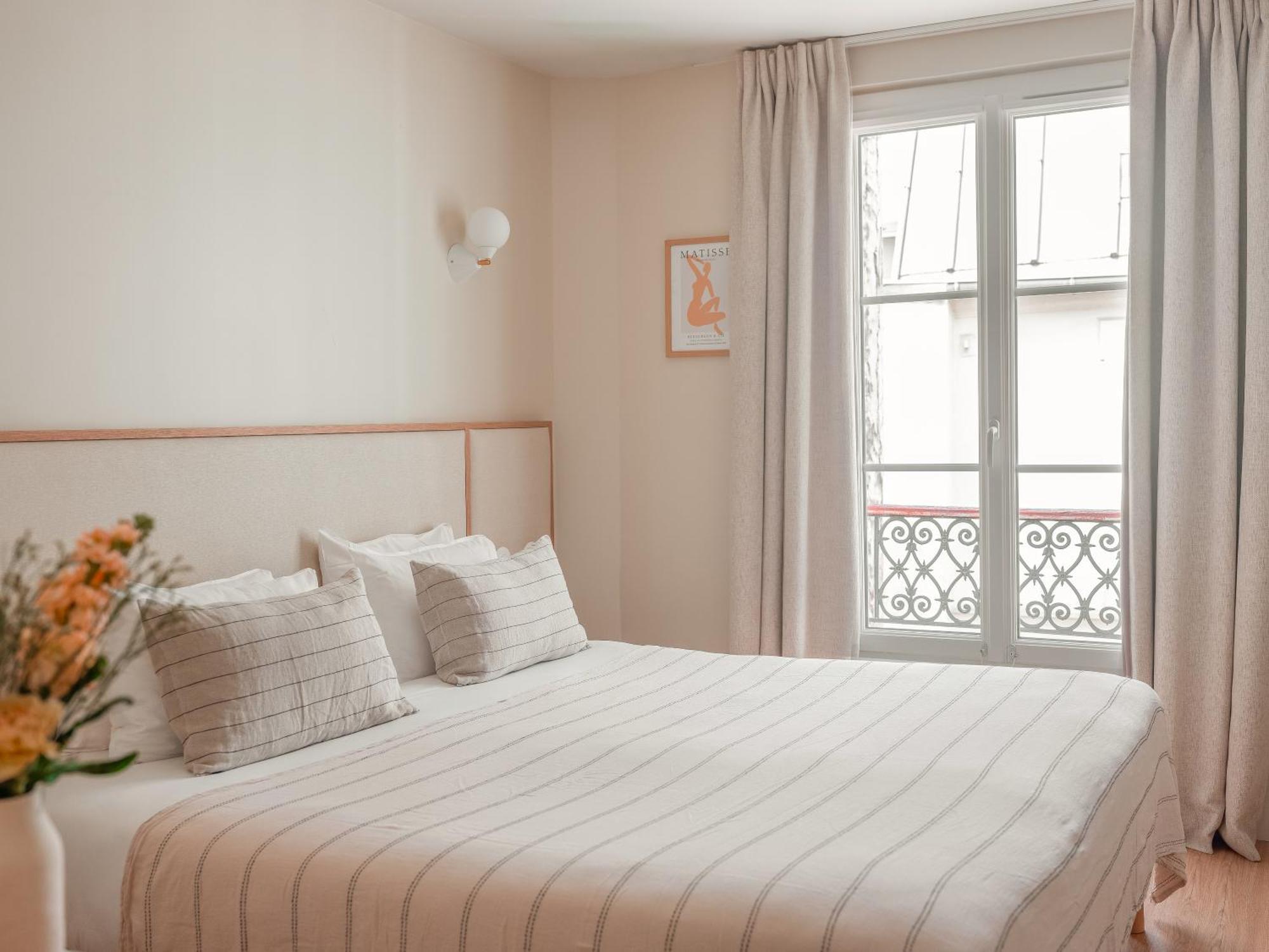 Hotel Basss Париж Екстериор снимка